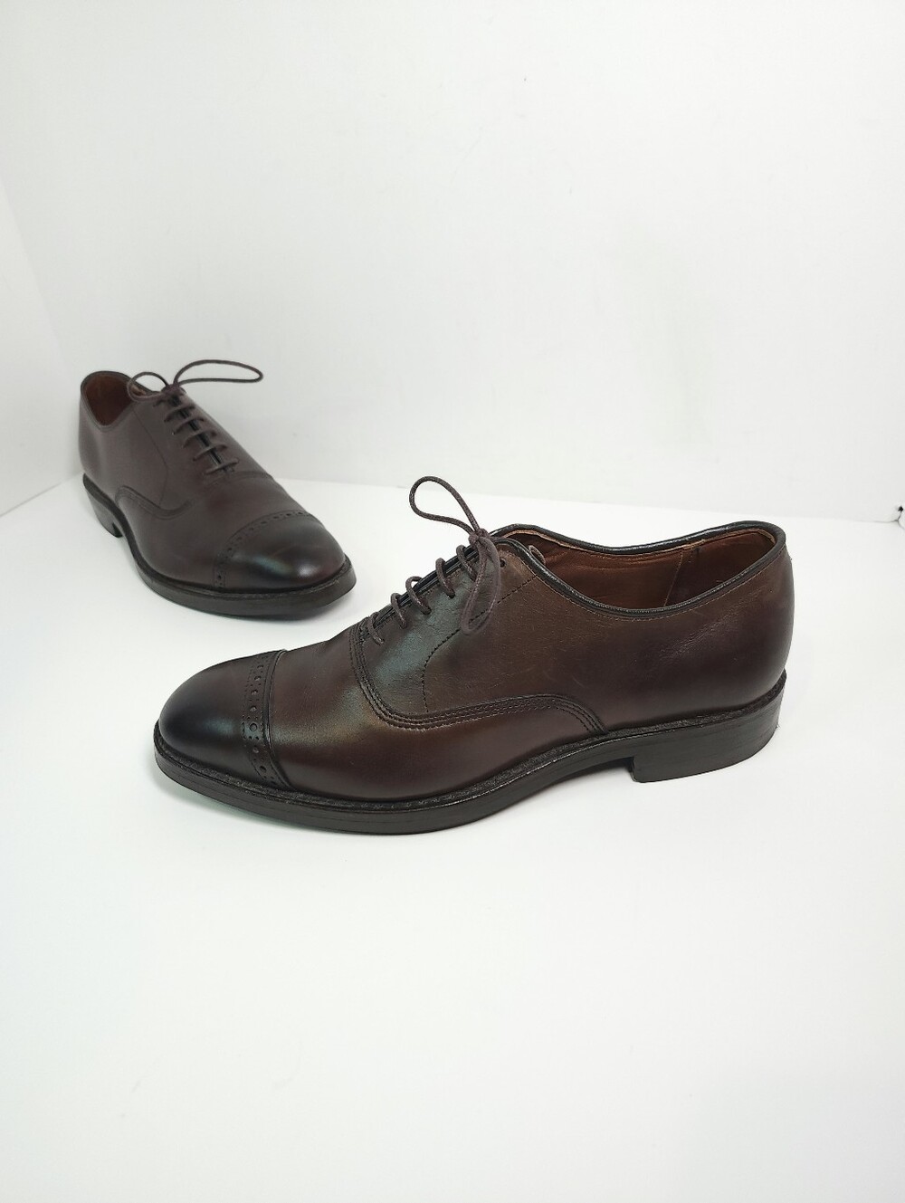 Allen Edmonds Mens Fifth Avenue Oxford Shoes Size 6.5 E Wide Dainite Soles